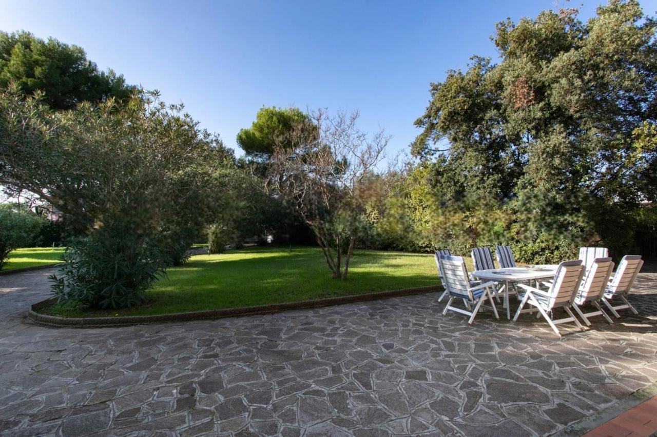 Maison Antoinette San Vincenzo Exterior foto